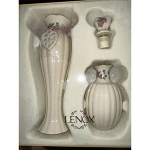 Classic Lenox Vanity Set #6226203